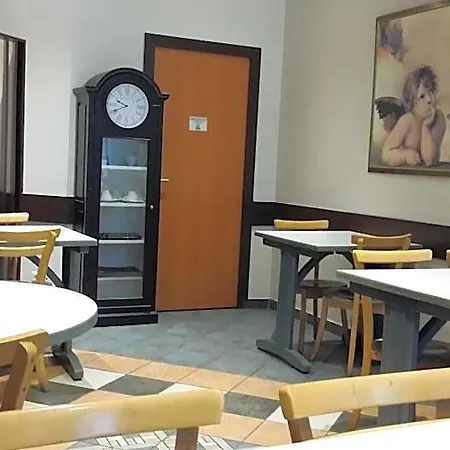 מלון Azur